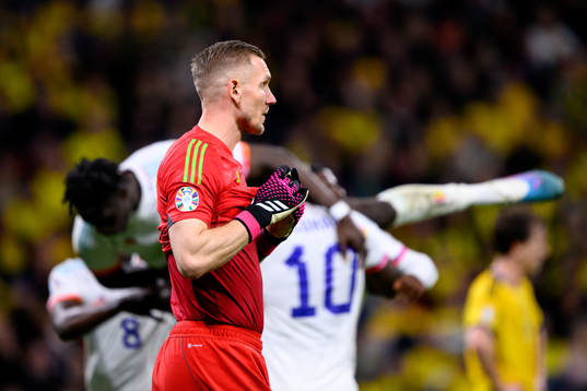 Goalkeeper Robin Olsen of Sweden looks dejected
