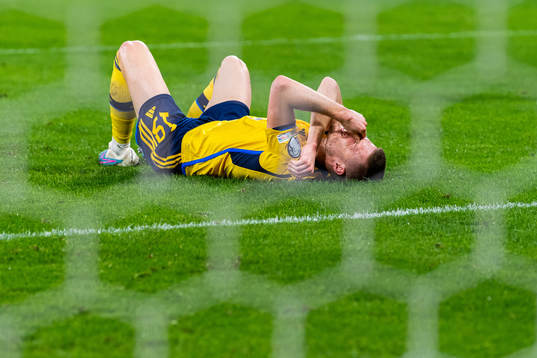 Mattias Svanberg of Sweden in pain