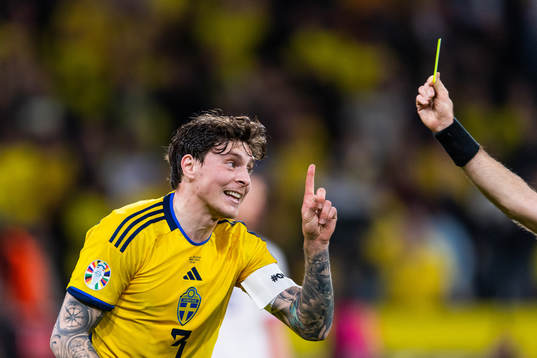 Victor Nilsson Lindelöf of Sweden reacts