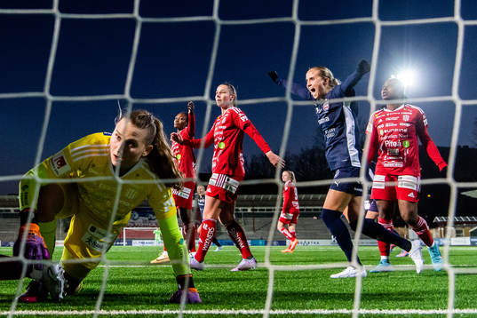 FC Rosengårds Ria Noora Minerva Öling jublar