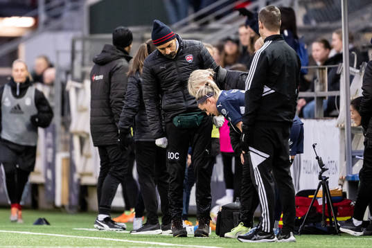 FC Rosengårds Olivia Schough har ont