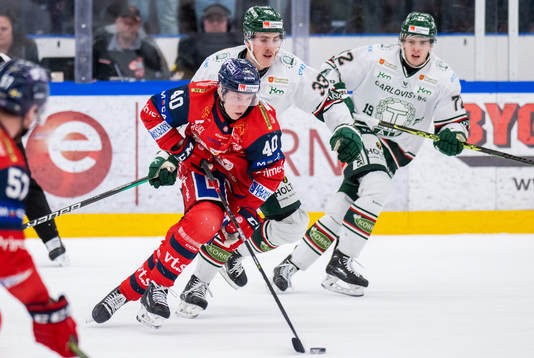 Västerviks Noah Hasa och Tingsryds Felix Olsson
