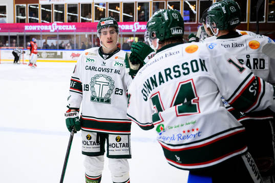 Bläddra bland fler bilder av Ishockey, Play Out, Västervik - Tingsryd