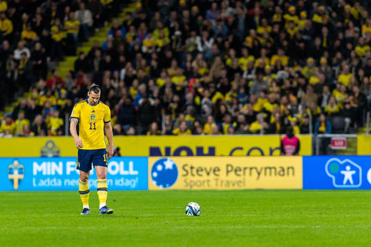 Zlatan Ibrahimovic of Sweden looks dejected Romelu Lukaku