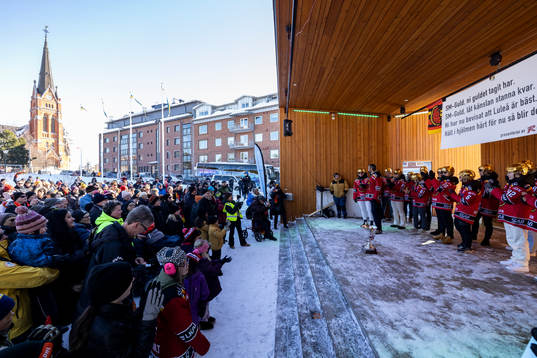 Luleå / MSSK tar emot folkets jubel