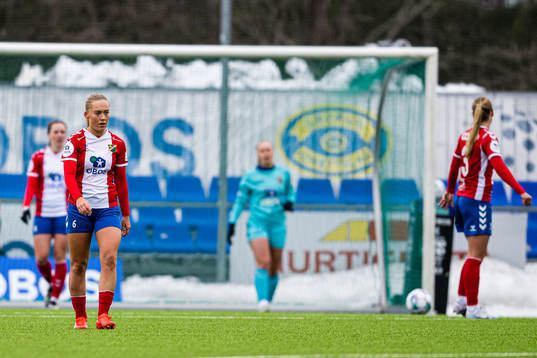 Julie Aune Jorde of Lyn looks dejected