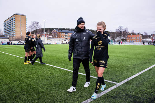 Olli Harder, head coach of Brann, and Sara Jane Ritter of