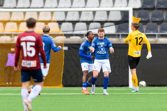 KFUMs Thomas Klemetsen Jakobsen jublar
