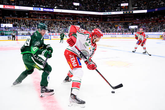 Färjestads Lucas Forsell och Frölundas Joel Lundqvist