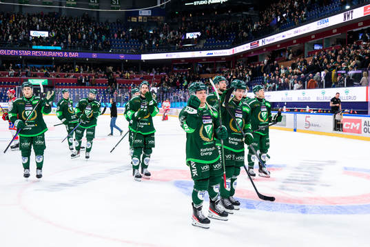 Färjestads Marcus Nilsson deppar med lagkamrater
