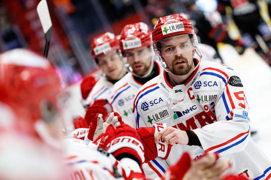 Timrås Anton Lander jublar