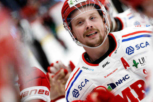Timrås Jonathan Dahlén jublar