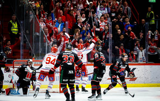 Timrås Anton Lander gör 2-2 och jublar