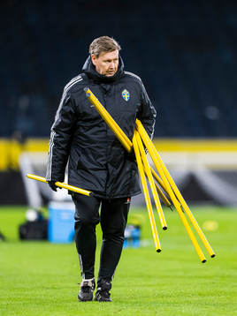 Assistant coach Peter Wettergren of the Swedish national