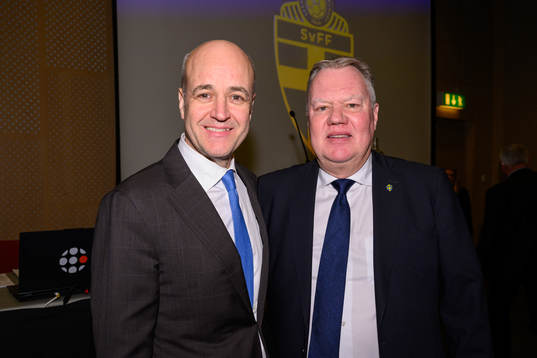 Nyvalda ordförande Fredrik Reinfeldt och avgående