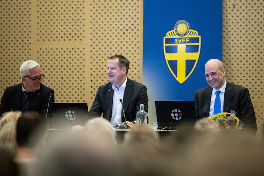 s Generalsekreterare Håkan Sjöstrand, mötesordförande