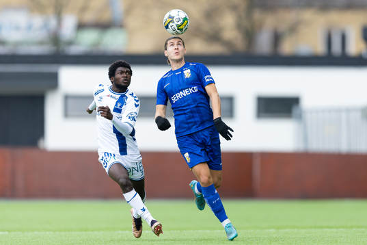 Sarpsborg 08s Chrisopher Bonsu Baah och Eman Markovic