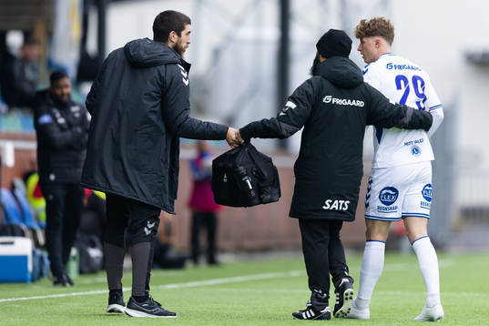 Sarpsborg 08s Victor Torp Overgaard tvingas byta