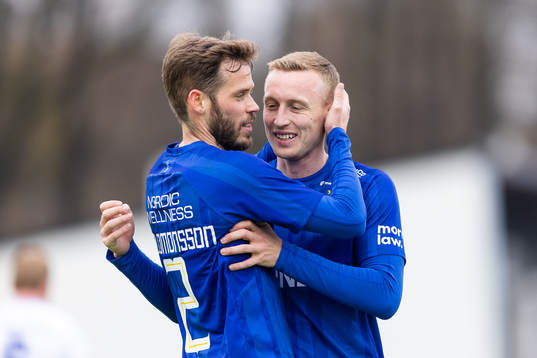 IFK Göteborgs Emil Salomonsson och Sebastian Ohlsson jublar