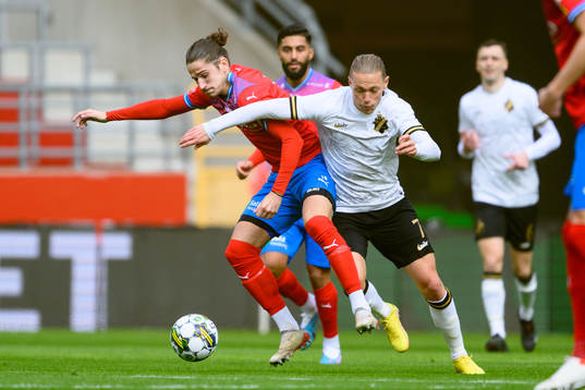 Helsingborgs Ervin Gigovic och AIKs Viktor Fischer