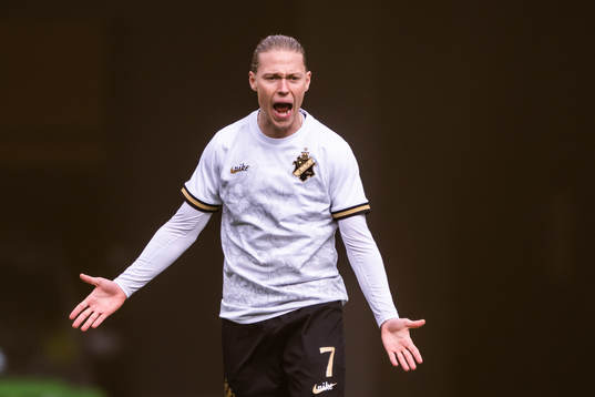 AIKs Viktor Fischer reagerar