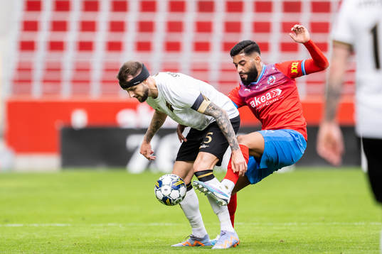 AIKs Alexander Milosevic och Helsingborgs Amin Al Hamawi
