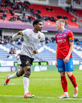AIKs Alexander Fesshaie jublar