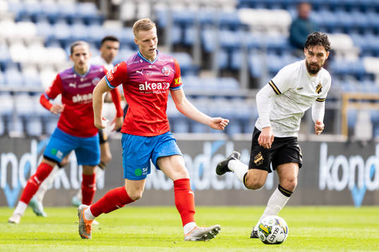 Helsingborgs Emil Hellman och AIKs Elias Durmaz