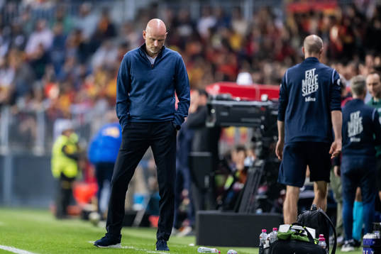 Head coach Ståle Solbakken of Norway looks dejected