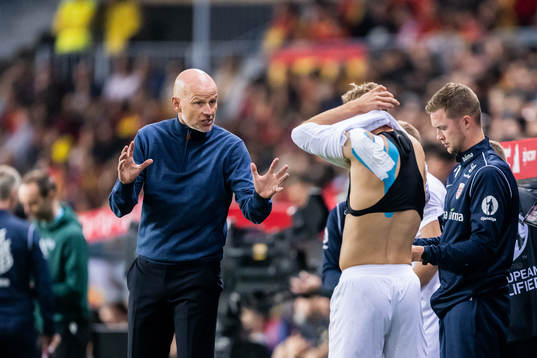 Head coach Ståle Solbakken of Norway