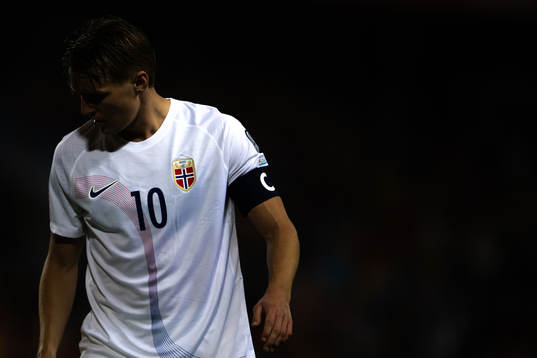 Bläddra bland fler bilder av Football, UEFA Euro Qualifier, Spain - Norway