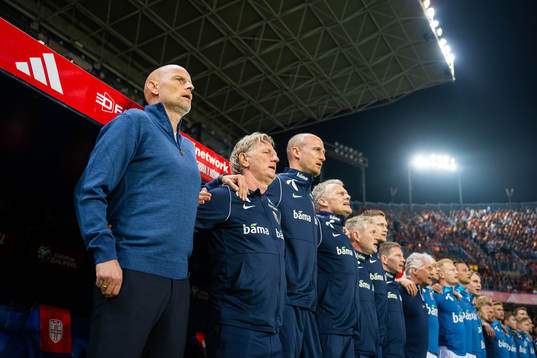 Ståle Solbakken, head coach of Norway, and his staff