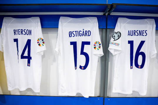 The kits of Julian Ryerson, Leo Skiri Østigård and