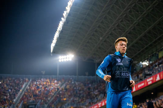 Fredrik André Bjørkan of Norway warms up