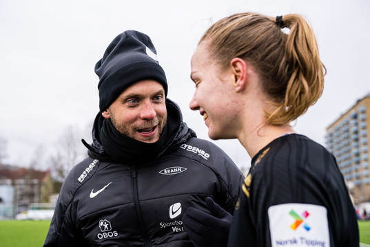 Olli Harder, head coach of Brann, and Sara Jane Ritter of