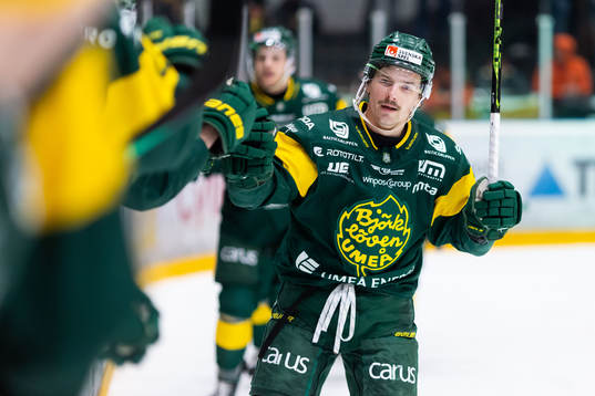 Björklövens Gerry Fitzgerald jublar