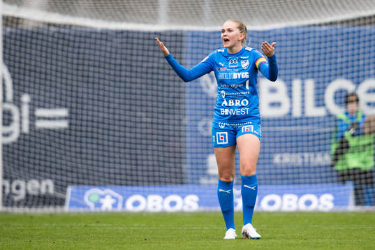 Kalmars Amanda Persson agerar