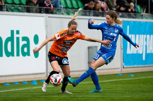 Kristianstads Emmi Alanen och Kalmars Charléne Nowotny