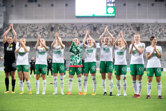 Hammarbys spelare jublar