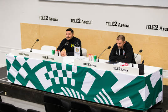 Hammarbys tränare Pablo Pinones-Arce och Vittsjös