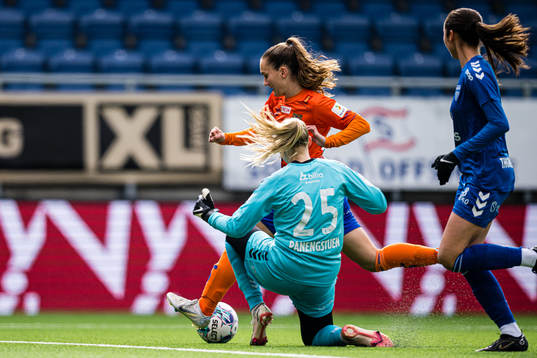 Maria Herdel Pedersen of AaFK Fortuna