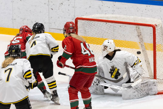 Modos Ebba Hedqvist gör 2-0 målet