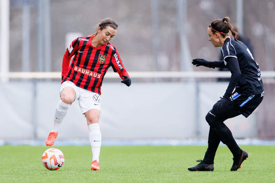 Brommapojkarnas Fanny Hjelm Rönnlund och IK Uppsalas Taryn