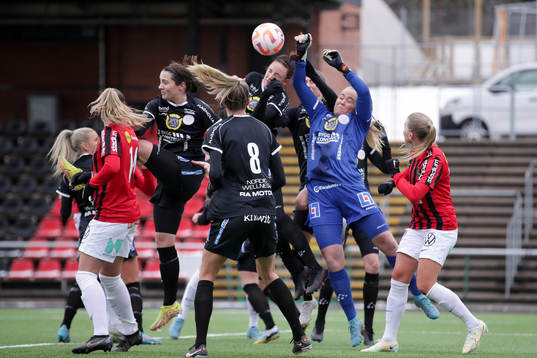 IK Uppsalas målvakt Milla-Maj Majasaari