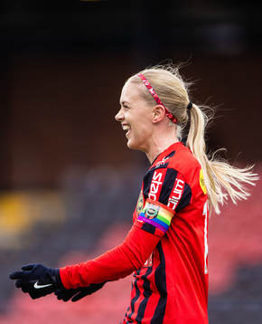 Brommapojkarnas Elsa Karlsson jublar