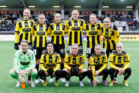 Häckens startelva innan fotbollsmatchen i Damallsvenskan