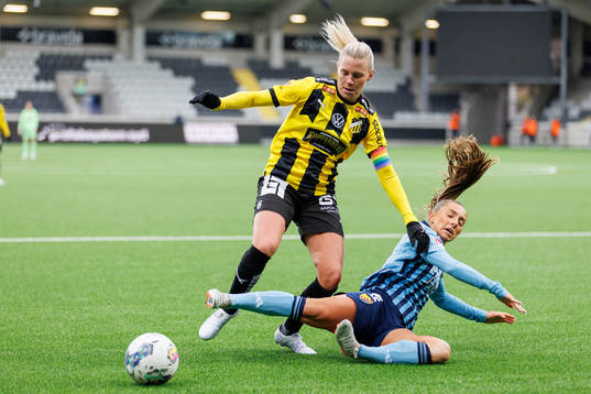 Häckens Josefine Rybrink och Djurgårdens Tilde Lindwall
