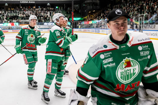 Rögles Simon Hjalmarsson (m) deppar