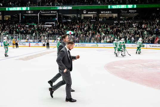 Rögles assisterande tränare David Printz och tränare Cam