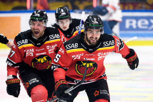 Luleås Filip Pyrochta jublar